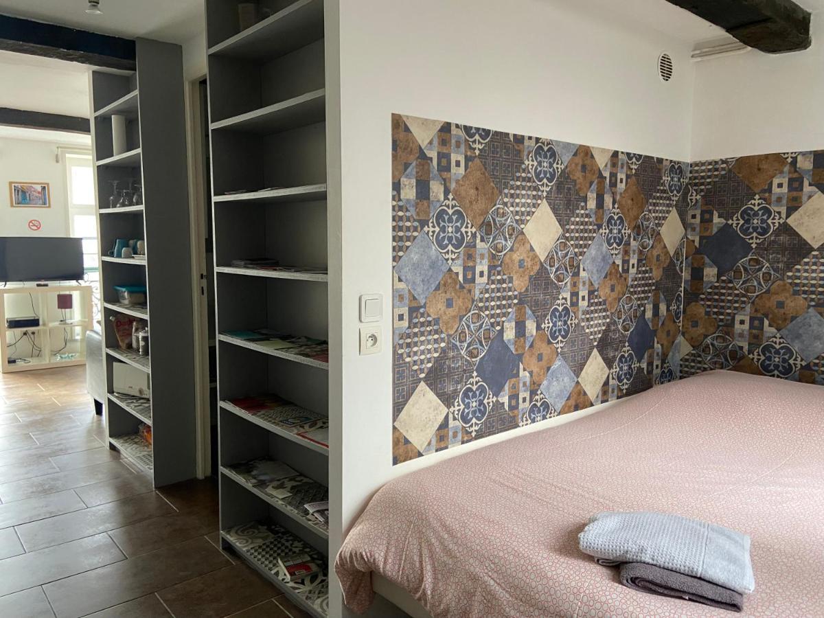 Royale Apartments Vieux Lille 24H24H Access Zewnętrze zdjęcie
