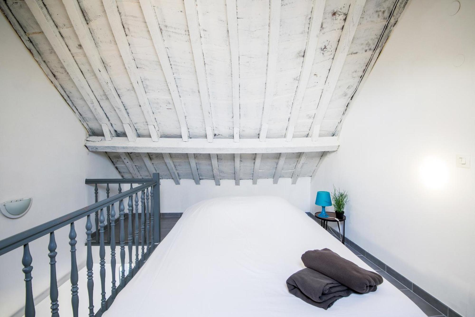 Royale Apartments Vieux Lille 24H24H Access Zewnętrze zdjęcie